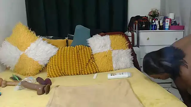 GaggingQueenxx online show from May 17, 1:40 pm
