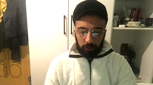 MasterKARATASSAKK online show from March 1, 8:10 pm