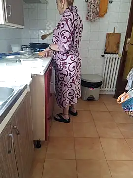 lamorbosa37 online show from February 4, 10:54 am