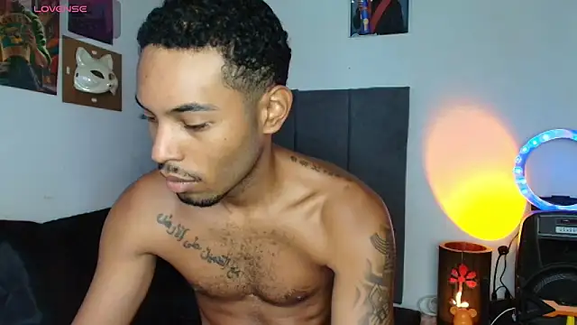 Snapshot of colinbrown chatting on October 11, 1:31 pm colinbrown online show from October 11, 1:31 pm