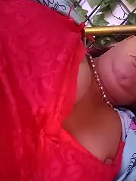 Snapshot of amatista_3012 chatting on October 18, 11:11 am amatista 3012 online show from October 18, 11:11 am