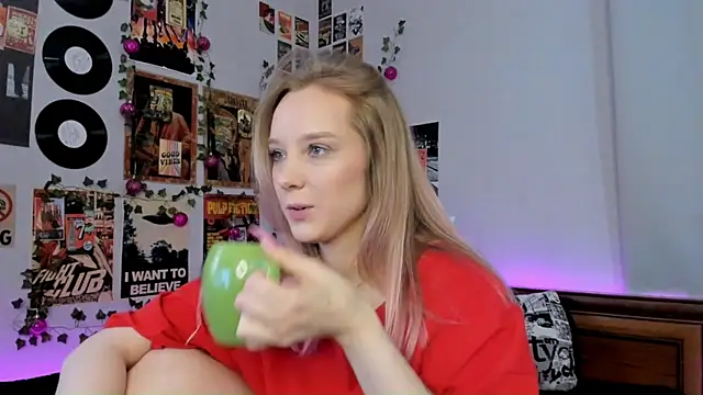 AliciaParkerf online show from January 9, 12:35 am