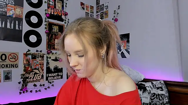 AliciaParkerf online show from January 9, 3:36 am