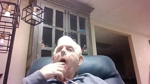 bootlegmanz online show from January 15, 3:49 pm