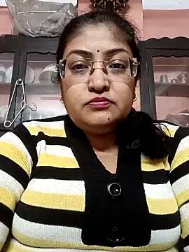 LAVERNIYA  online show from December 15, 1:32 pm