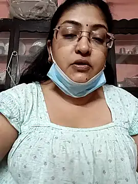 LAVERNIYA  online show from January 11, 1:32 pm