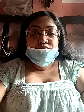 LAVERNIYA  online show from January 13, 8:47 am