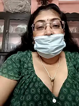 LAVERNIYA  online show from February 2, 1:19 pm