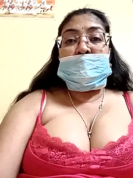 LAVERNIYA  online show from February 27, 11:52 am