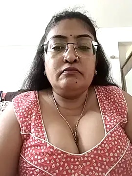 LAVERNIYA  online show from September 20, 10:05 am