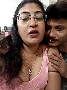 LAVERNIYA  online show from September 25, 8:56 pm