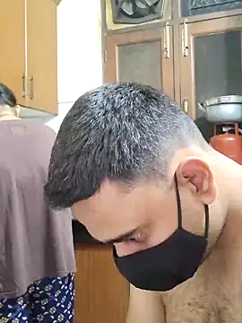 Snapshot of IND_COUPLE1 chatting on February 21, 3:43 pm IND COUPLE1 online show from February 21, 3:43 pm