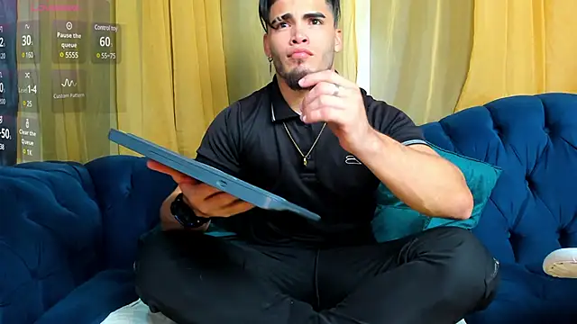 Snapshot of dante_fox_ chatting on March 11, 3:16 am dante fox online show from March 11, 3:16 am