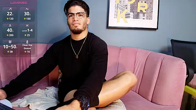Snapshot of dante_fox_ chatting on March 17, 10:06 pm dante fox online show from March 17, 10:06 pm