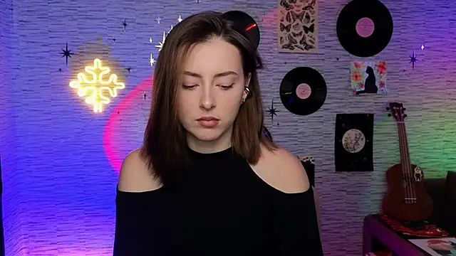GloriaElmer online show from December 9, 6:03 pm