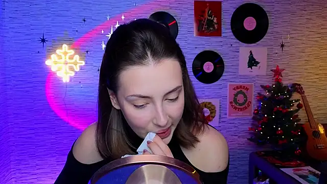 GloriaElmer online show from December 23, 2:17 pm