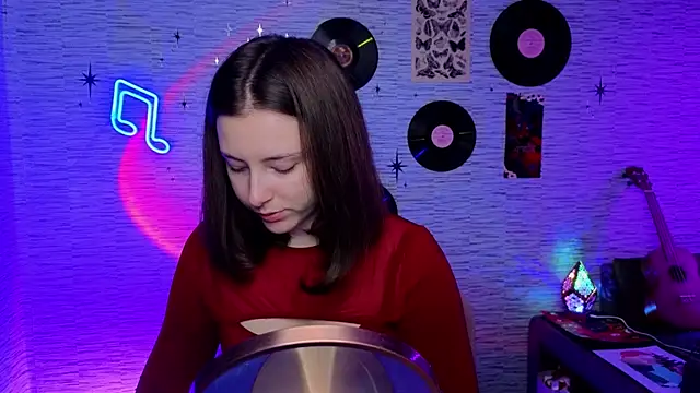 GloriaElmer online show from February 11, 7:23 am