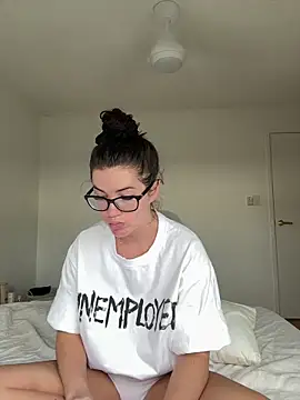 Snapshot of summermc_xx chatting on March 10, 4:17 am summermc xx online show from March 10, 4:17 am