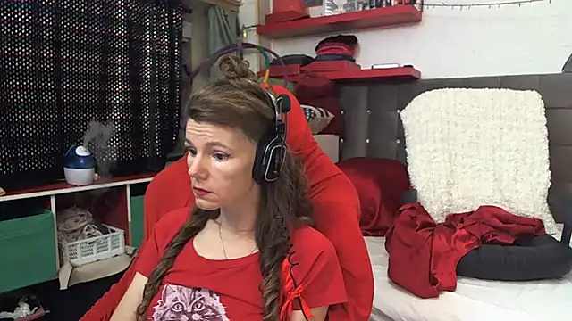 kellyterapy online show from February 13, 1:40 am