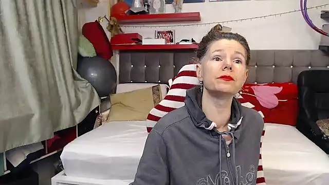 kellyterapy online show from February 24, 1:20 pm