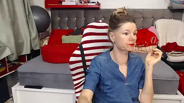 kellyterapy online show from May 15, 2:40 am