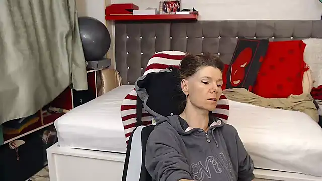 kellyterapy online show from May 16, 12:18 am