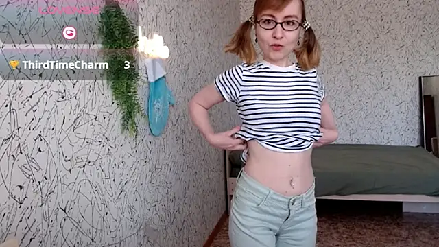 Snapshot of Athena_Richards chatting on March 14, 7:47 am Athena Richards online show from March 14, 7:47 am