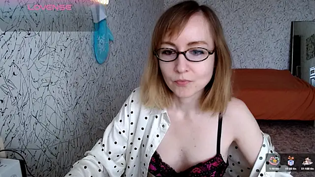 Snapshot of Athena_Richards chatting on March 22, 9:02 am Athena Richards online show from March 22, 9:02 am