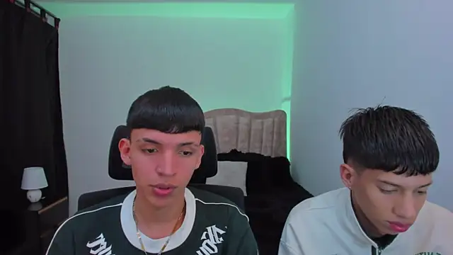 Juan Nd Steven online show from September 13, 3:28 am