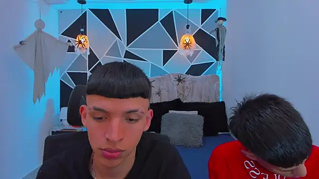 Juan Nd Steven online show from October 31, 4:57 am