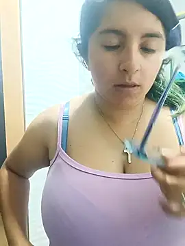  Angelinaandrade  online show from October 24, 1:13 am