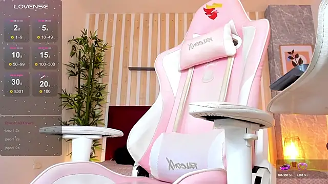 Snapshot of miah_connor chatting on February 11, 5:47 am miah connor online show from February 11, 5:47 am