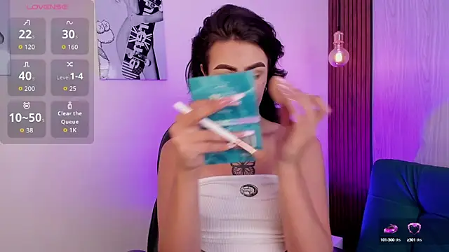 Snapshot of miah_connor chatting on October 23, 8:40 pm miah connor online show from October 23, 8:40 pm