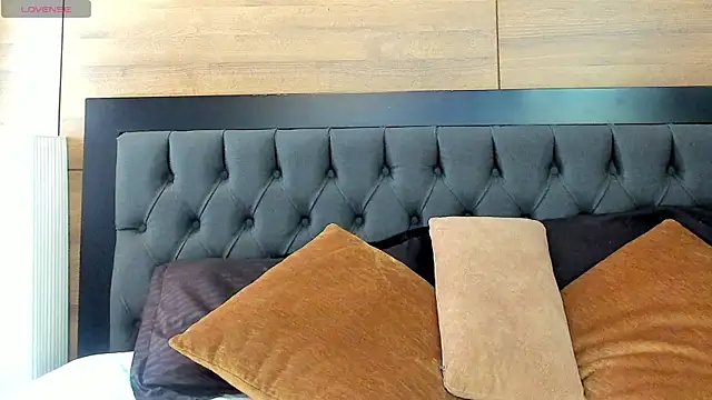 miah connor online show from March 26, 6:24 pm