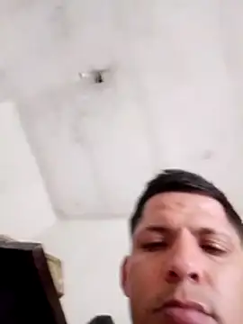 Snapshot of Alonsomadeira chatting on March 11, 9:21 pm Alonsomadeira online show from March 11, 9:21 pm