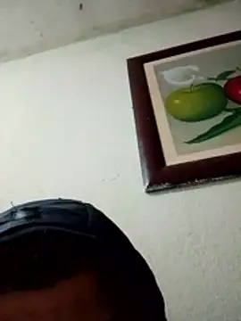 Snapshot of Alonsomadeira chatting on March 12, 12:11 pm Alonsomadeira online show from March 12, 12:11 pm