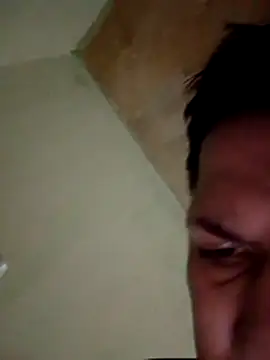 Snapshot of Alonsomadeira chatting on March 25, 11:38 am Alonsomadeira online show from March 25, 11:38 am