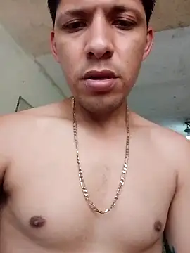 Snapshot of Alonsomadeira chatting on March 30, 9:05 pm Alonsomadeira online show from March 30, 9:05 pm