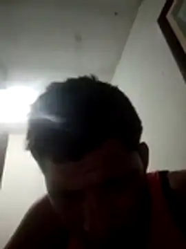 Snapshot of Alonsomadeira chatting on March 31, 12:05 pm Alonsomadeira online show from March 31, 12:05 pm