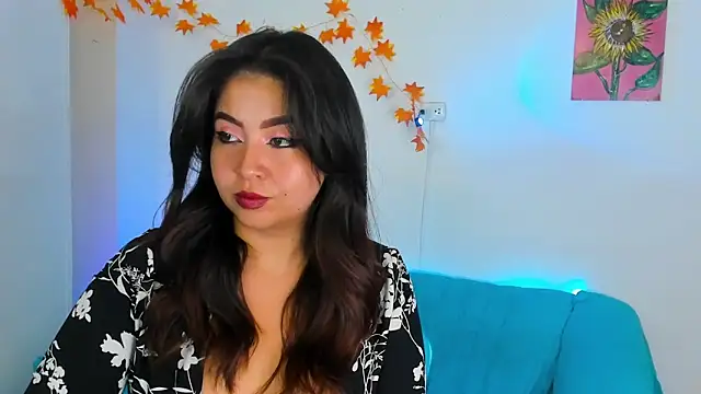 Snapshot of LiahDiaz chatting on December 20, 8:45 pm LiahDiaz online show from December 20, 8:45 pm