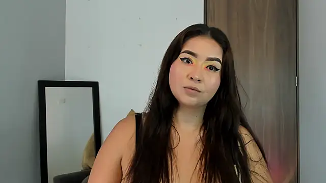 LiahDiaz online show from May 13, 3:20 pm