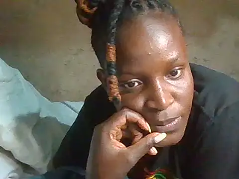 Snapshot of pretty_prickle chatting on February 18, 2:59 pm pretty prickle online show from February 18, 2:59 pm