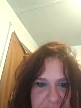 Snapshot of mcv131985 chatting on December 30, 1:14 pm mcv131985 online show from December 30, 1:14 pm