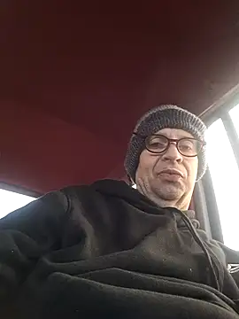 Snapshot of mcv131985 chatting on January 26, 7:20 pm mcv131985 online show from January 26, 7:20 pm