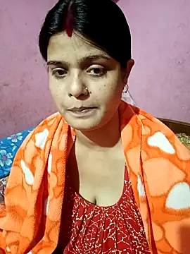 Hot Pakhi online show from December 10, 4:56 am