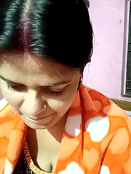 Hot Pakhi online show from December 11, 3:56 am