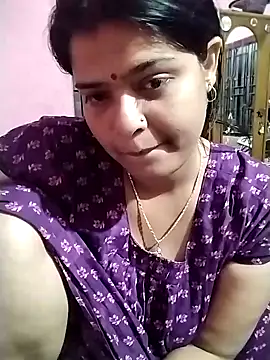 Hot Pakhi online show from December 21, 6:44 pm
