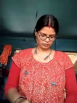 Hot Pakhi online show from January 8, 3:29 am