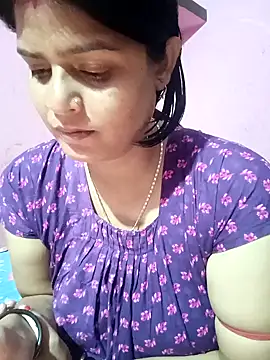 Hot Pakhi online show from January 24, 3:02 pm
