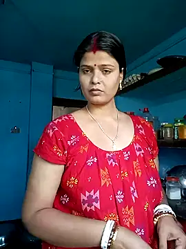 Hot Pakhi online show from February 5, 6:24 am